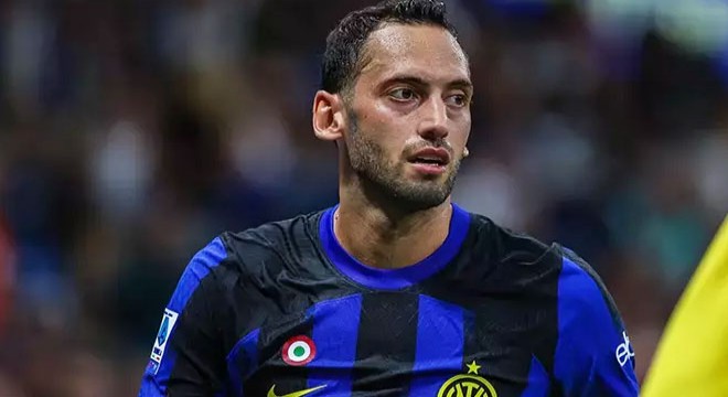 Hakan Çalhanoğlu sakatlandı