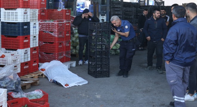 Antalya'da hayatını kaybetti, etrafı kasalarla kapatıldı