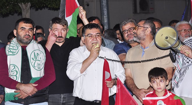 Hastane saldırısı Antalya'da protesto edildi