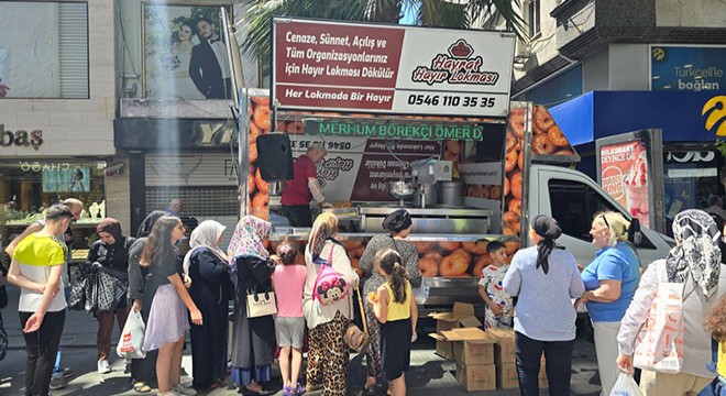 Hayır Lokması: İstanbul'un Her Köşesinde Tatlı Bir Gelenek