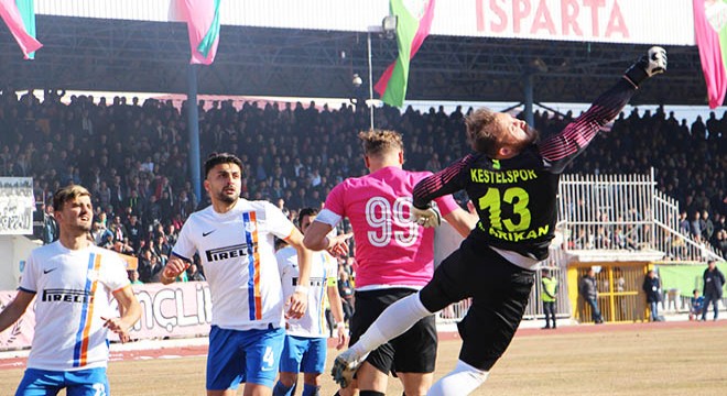 Isparta 32 Spor, evinde puan kaybetti