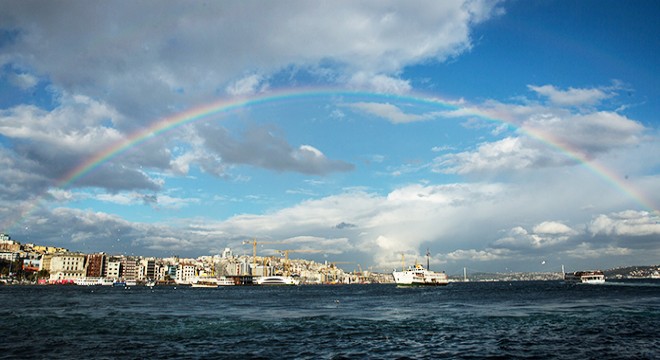 İstanbul'da gökkuşağı