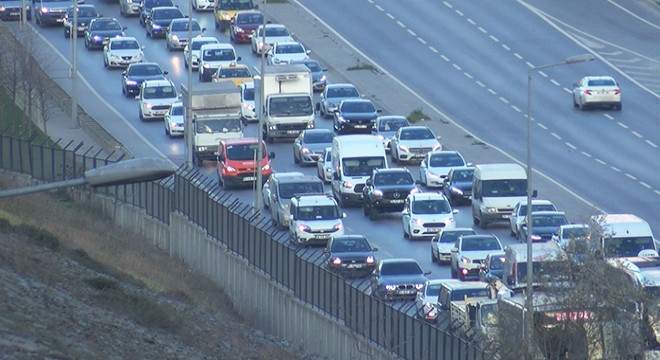 İstanbul'da trafik yoğunluğu yüzde 71