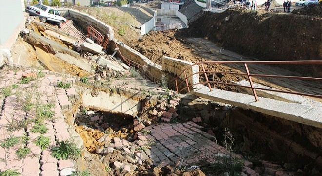 İstinat duvarı çöktü, 6 katlı bina tahliye edildi