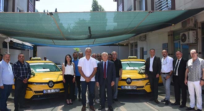 İzmir'de elektrikli taksi dönemi