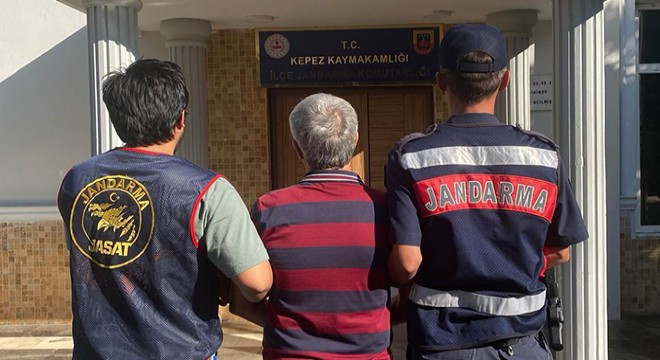 JASAT, Antalya'da aranan 74 kişiyi yakaladı