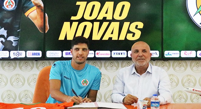 Joao Novais, Alanyaspor ile 2 yıllık anlaşma imzaladı