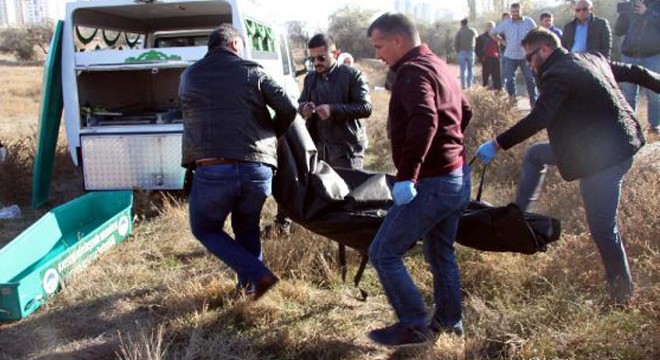 Kayseri'de boş arazide erkek cesedi bulundu