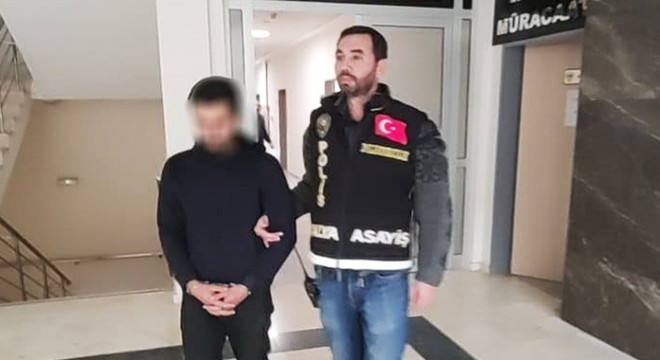 Kendilerini polis ve savcı olarak tanıtan dolandırıcılar tutuklandı