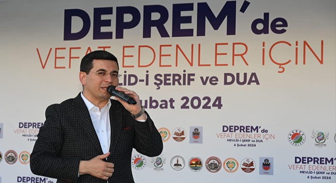 Kepez’de dualar depremde hayatını kaybedenler için