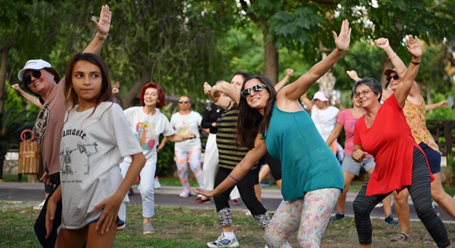 Konyaaltı'nda dans zamanı