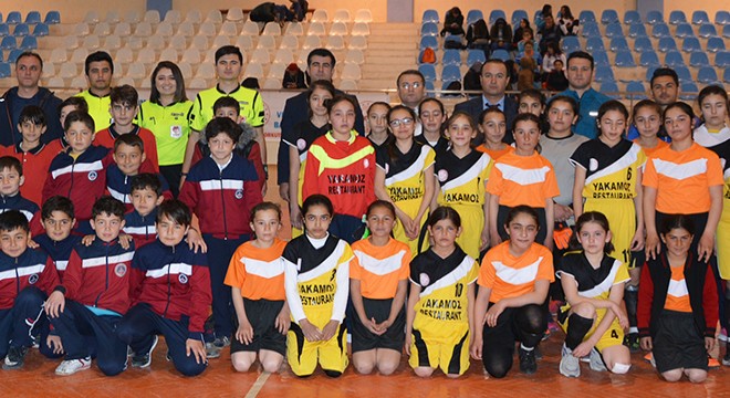 Korkuteli'de futsal heyecanı sona erdi