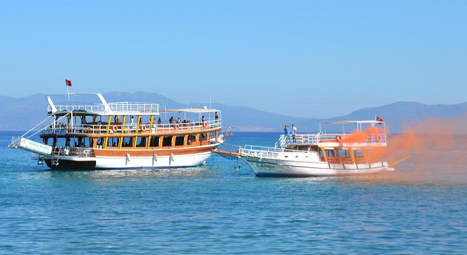 Kuşadası'nda Kabotaj Bayramı buruk kutlandı