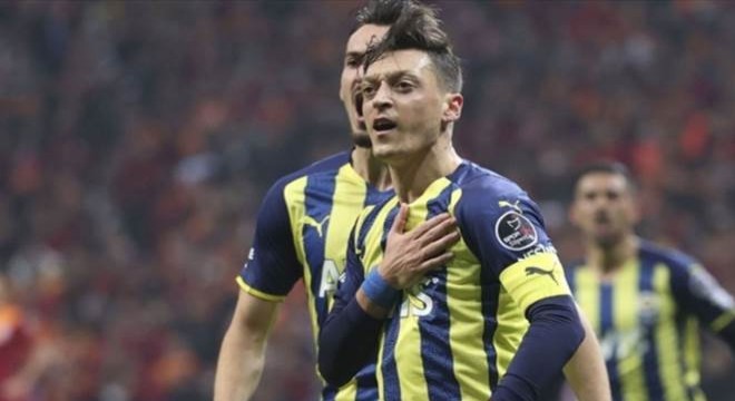 Mesut Özil'den flaş Fenerbahçe hamlesi