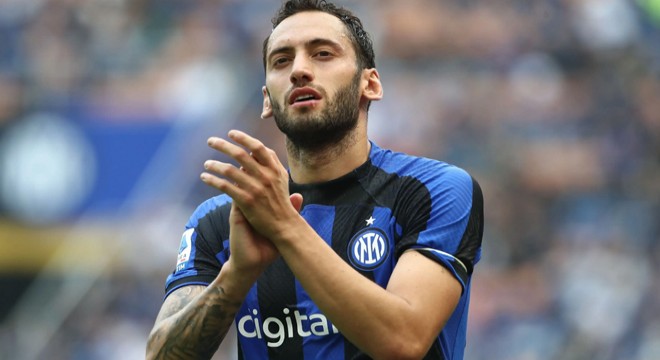 Milli Takım'dan Çalhanoğlu'na tebrik