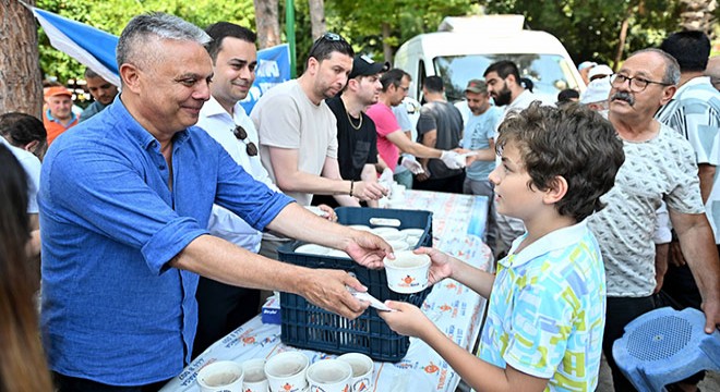 Muratpaşa’dan aşure ikramı