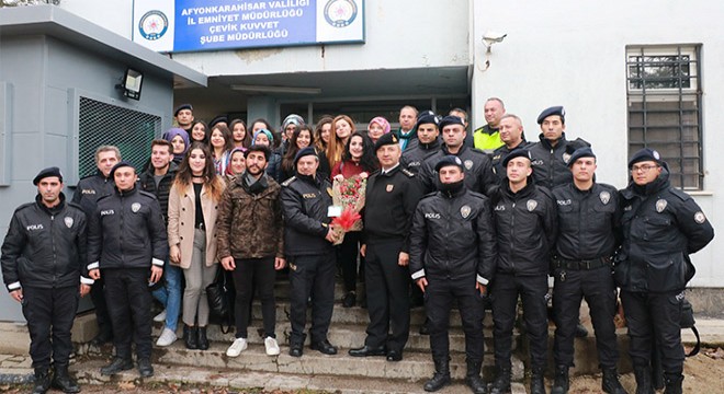 Öğrencilerden Emniyet Müdürlüğü'ne ziyaret