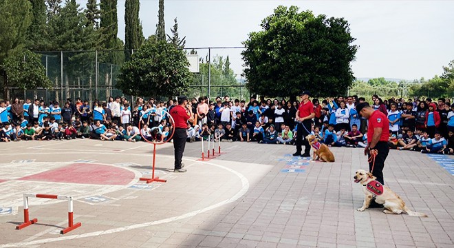 Öğrencilere JAK'tan deprem eğitimi