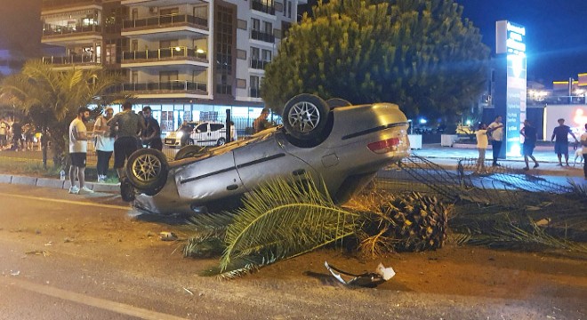 Otomobilin birinin çarptığı, diğerinin de üzerinden geçtiği kadın öldü