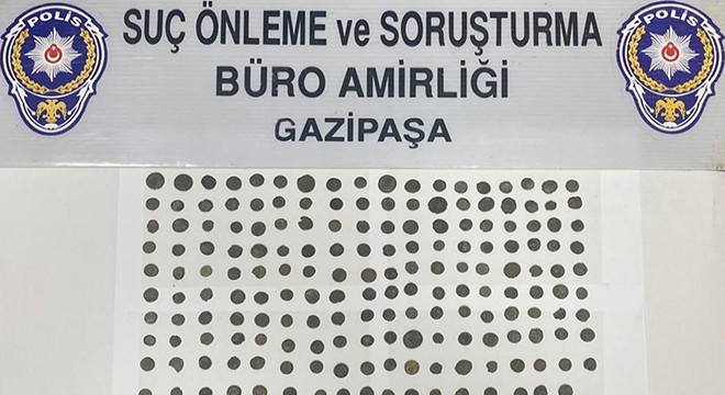 Roma dönemine ait 179 adet sikke ele geçirildi