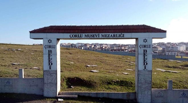 Tarihi Musevi Mezarlığı'nın kapısı 2'nci kez çalındı