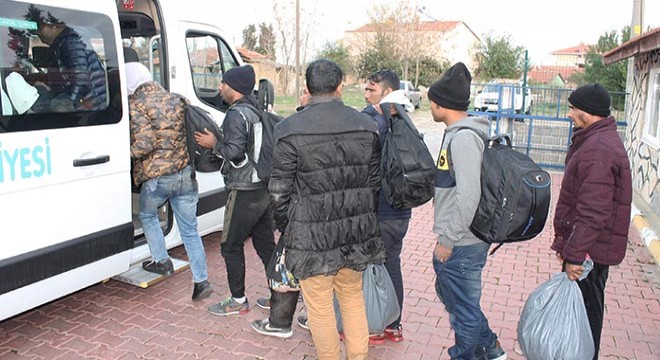 Tekirdağ'da 35 kaçak göçmen yakalandı