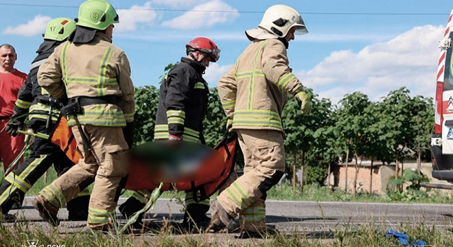 Ukrayna’da kamyon ve minibüs çarpıştı: 14 ölü