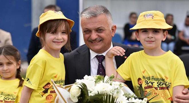 Vali Yazıcı: Sağlıklı nesiller yetiştirmenin olmazsa olmazı spordur