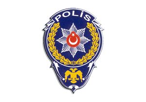 Bir hırsız, iki polisi bıçakladı